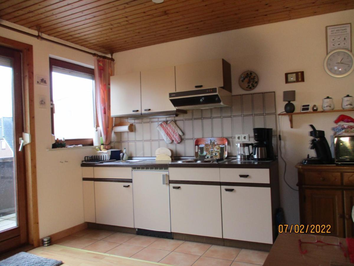 Ferienwohnung Haus Mit Lilie Und Rose Westerdeichstrich Exterior foto
